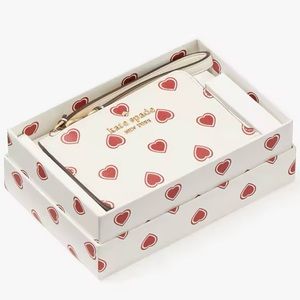 Kate Spade Madison Heartfelt Geo Boxed Small Card Holder Wristlet